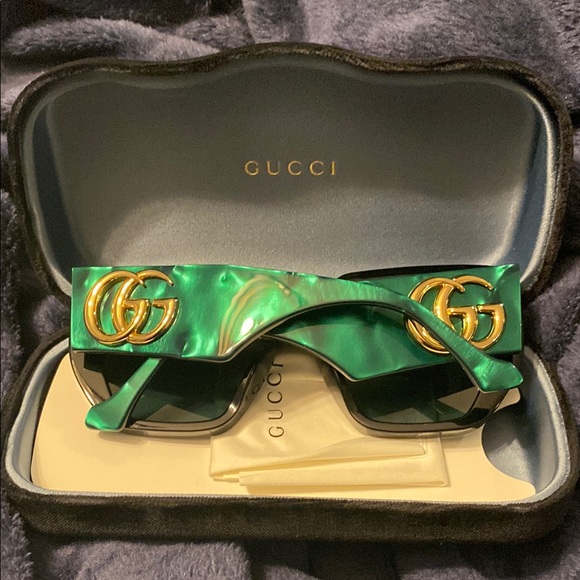 Gucci Geometric Sunglasses GG0956S 001 Black/Green 54mm - Picture 8 of 12